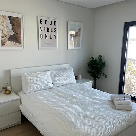 Casa Cruz - 3 Bedroom In Portimao